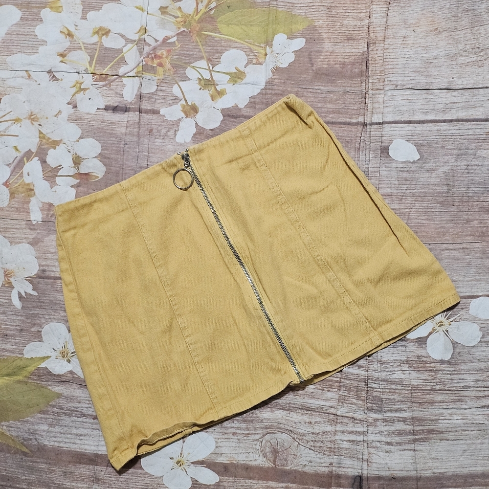 Chloe & Katie Mustard Zippered Mini Denim Skirt